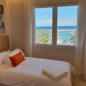 https://fantastic-apartment-in-front-of-the-sea-marina.es-andalucia.com